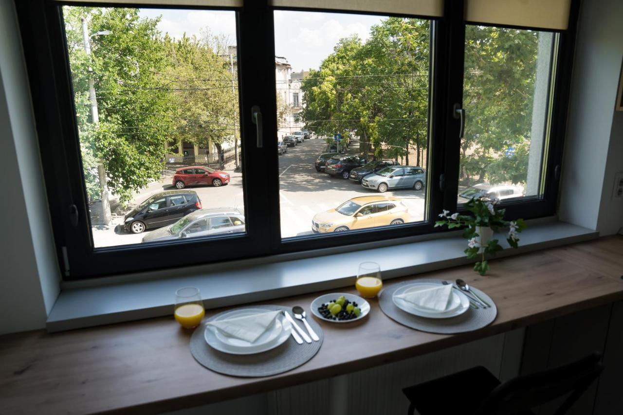 Azaleea Apartments Bucarest Esterno foto