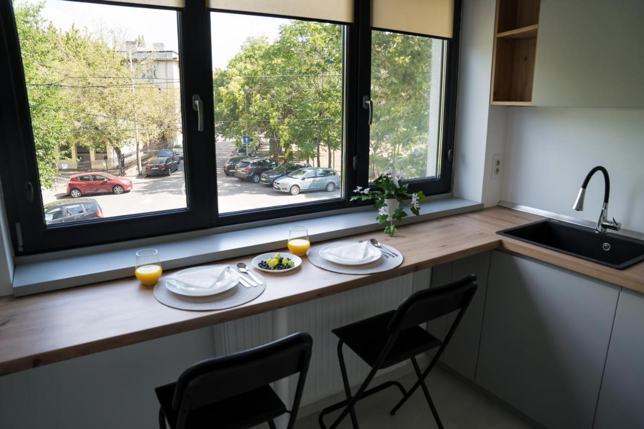 Azaleea Apartments Bucarest Esterno foto