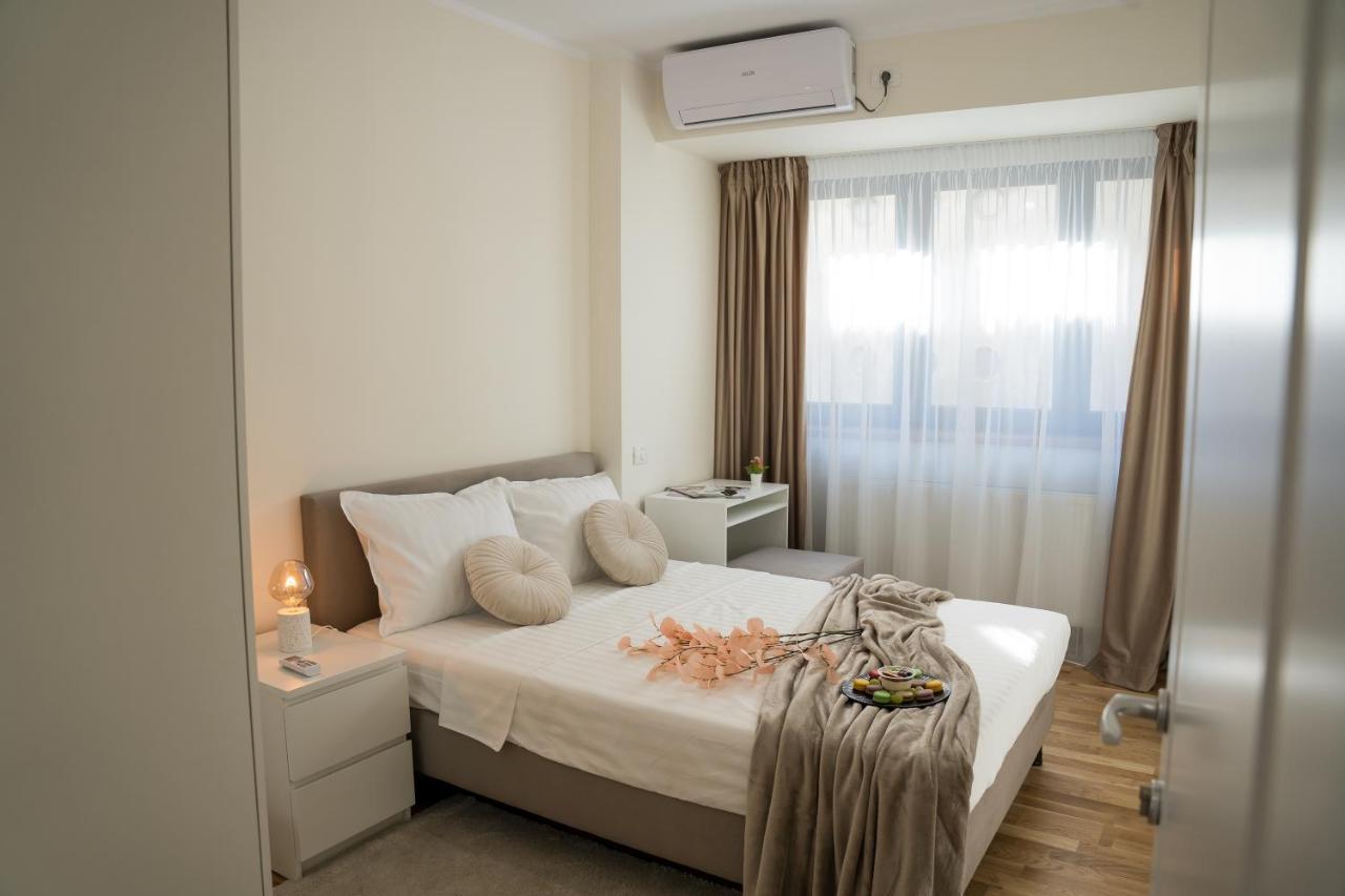 Azaleea Apartments Bucarest Esterno foto